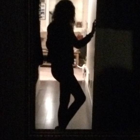 Meet your Posher, Raven - Picture 1 of 1